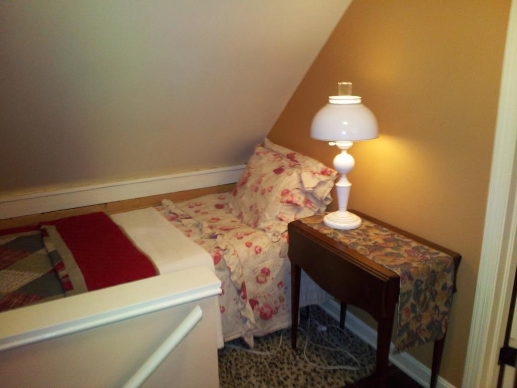 Clifford House Private Home B&B Κλίβελαντ Δωμάτιο φωτογραφία