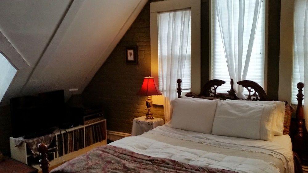 Clifford House Private Home B&B Κλίβελαντ Εξωτερικό φωτογραφία