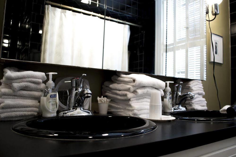 Clifford House Private Home B&B Κλίβελαντ Εξωτερικό φωτογραφία